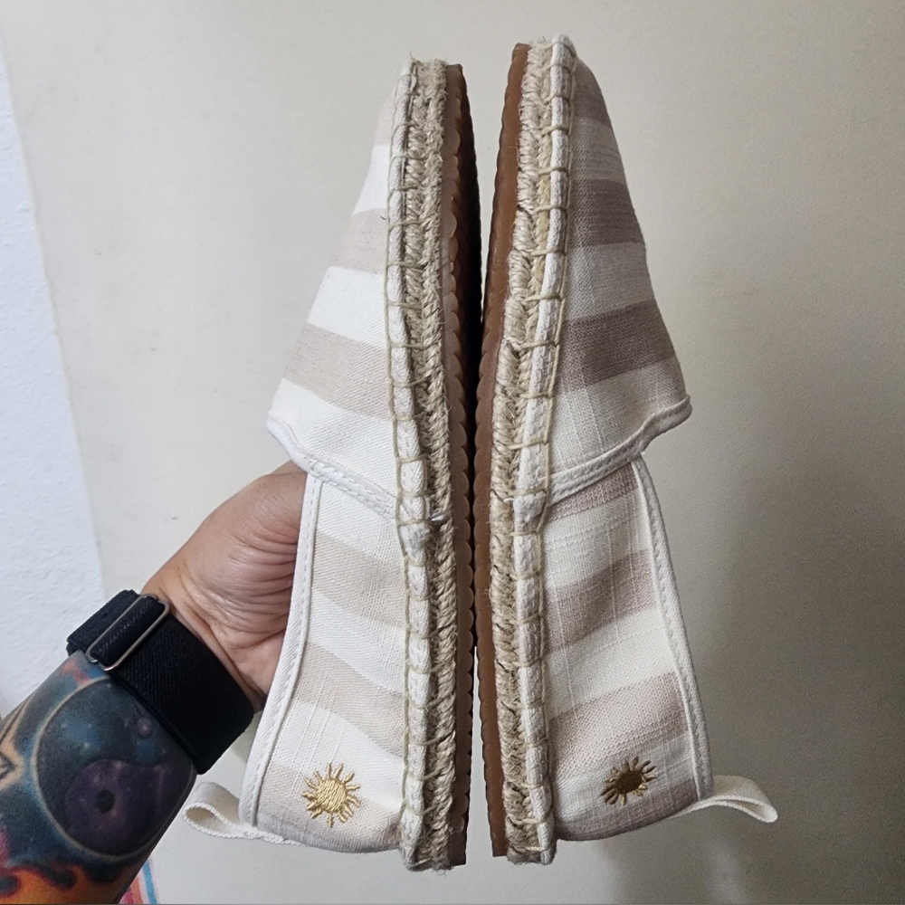 H&M Girls (Kids) Striped Espadrilles - Beige and White - Picture 2 of 6